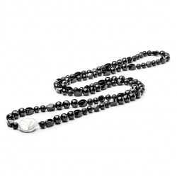 Šperky Gaura Pearls - Náhrdelník ÓNYX-PERLA dlhý - bielo-čierny